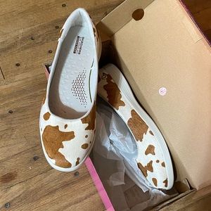 Skechers On The Go Cow Print shoe